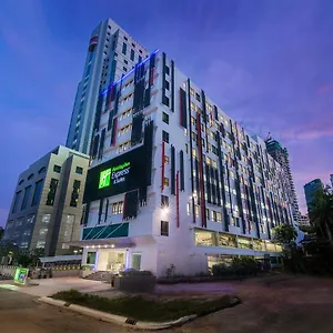 4* Hotel Express & By Ihg